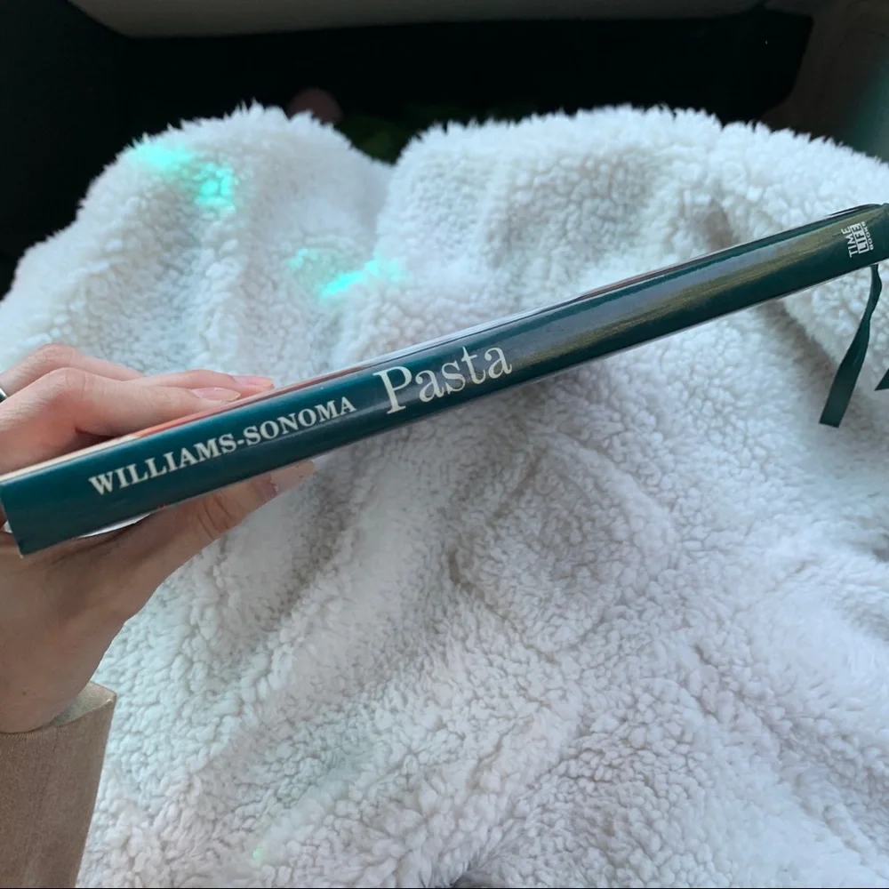 Williams Sonoma Cookbook